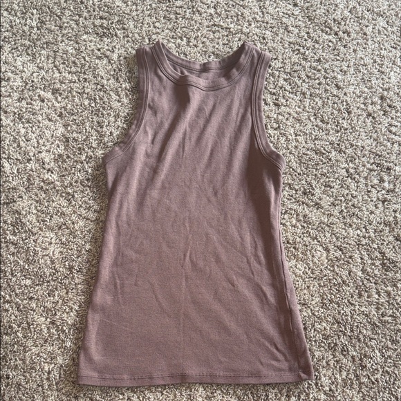 a new day Tops - A new day light brown ribbed tee size small